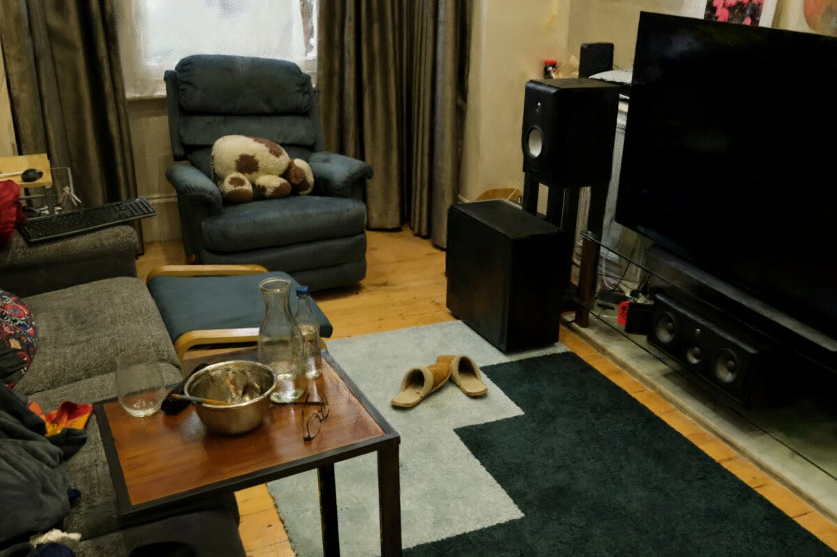 Room scene rendered at 64 samples per pixel